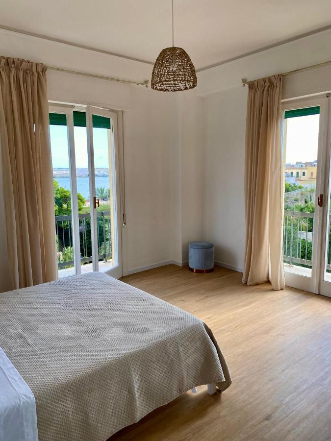 Chez Lina - Appartamento Marina Trapani Bagian luar foto